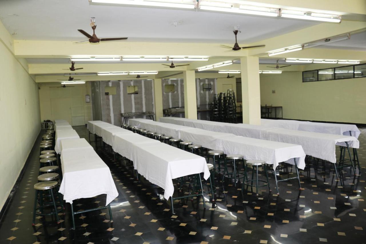 Hotel Siva Sakthi Tiruvannāmalai エクステリア 写真