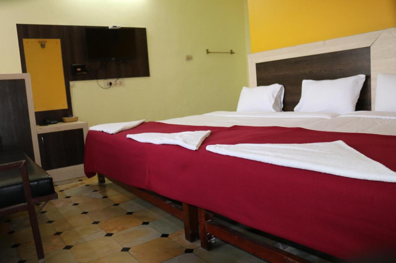 Hotel Siva Sakthi Tiruvannāmalai エクステリア 写真