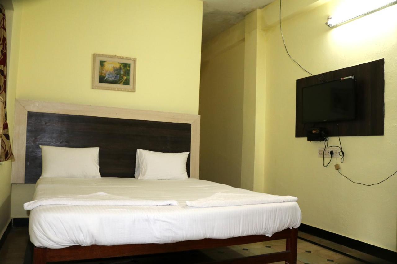 Hotel Siva Sakthi Tiruvannāmalai エクステリア 写真