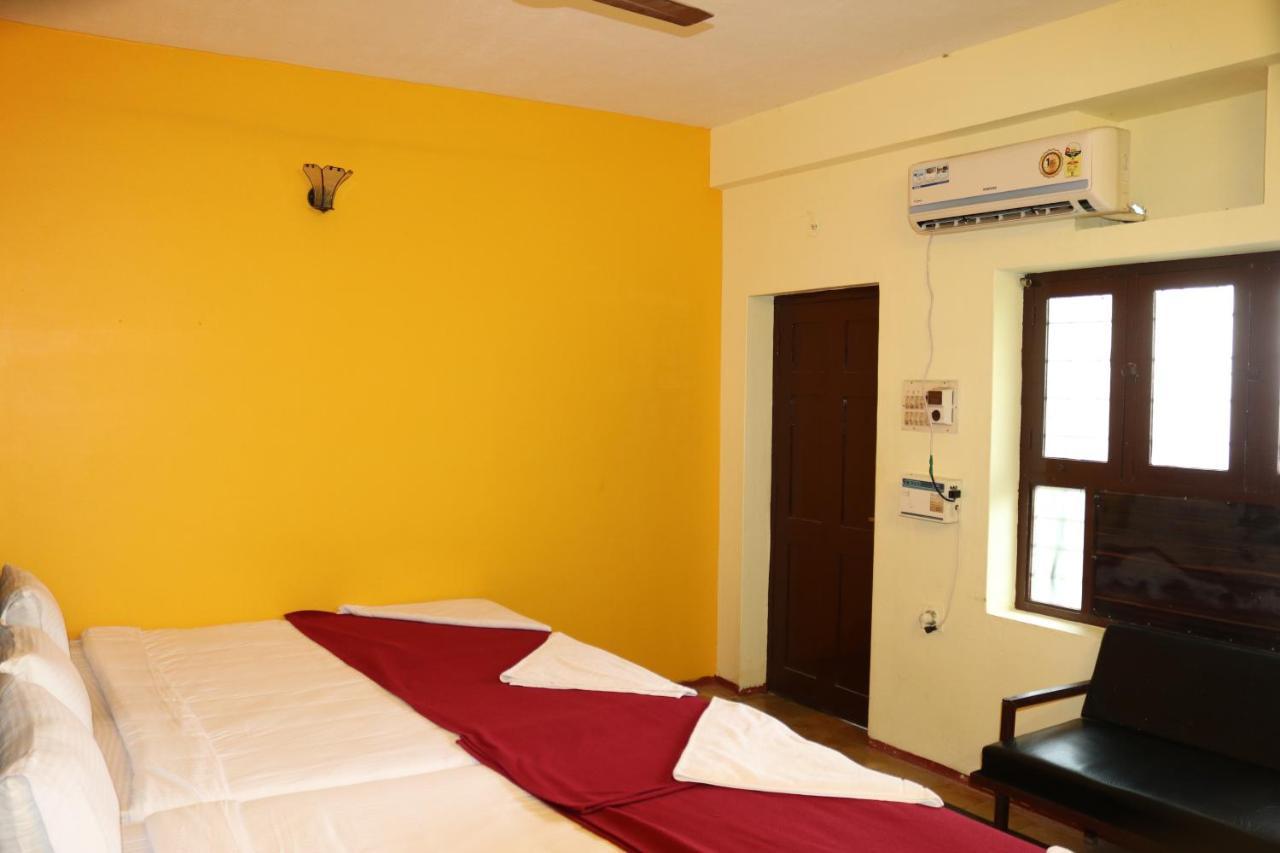 Hotel Siva Sakthi Tiruvannāmalai エクステリア 写真