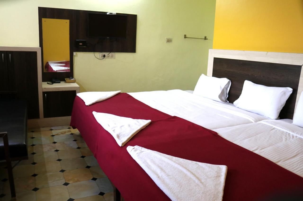 Hotel Siva Sakthi Tiruvannāmalai エクステリア 写真