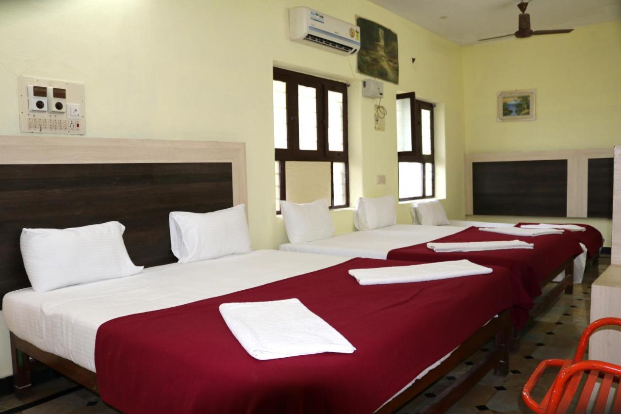 Hotel Siva Sakthi Tiruvannāmalai エクステリア 写真