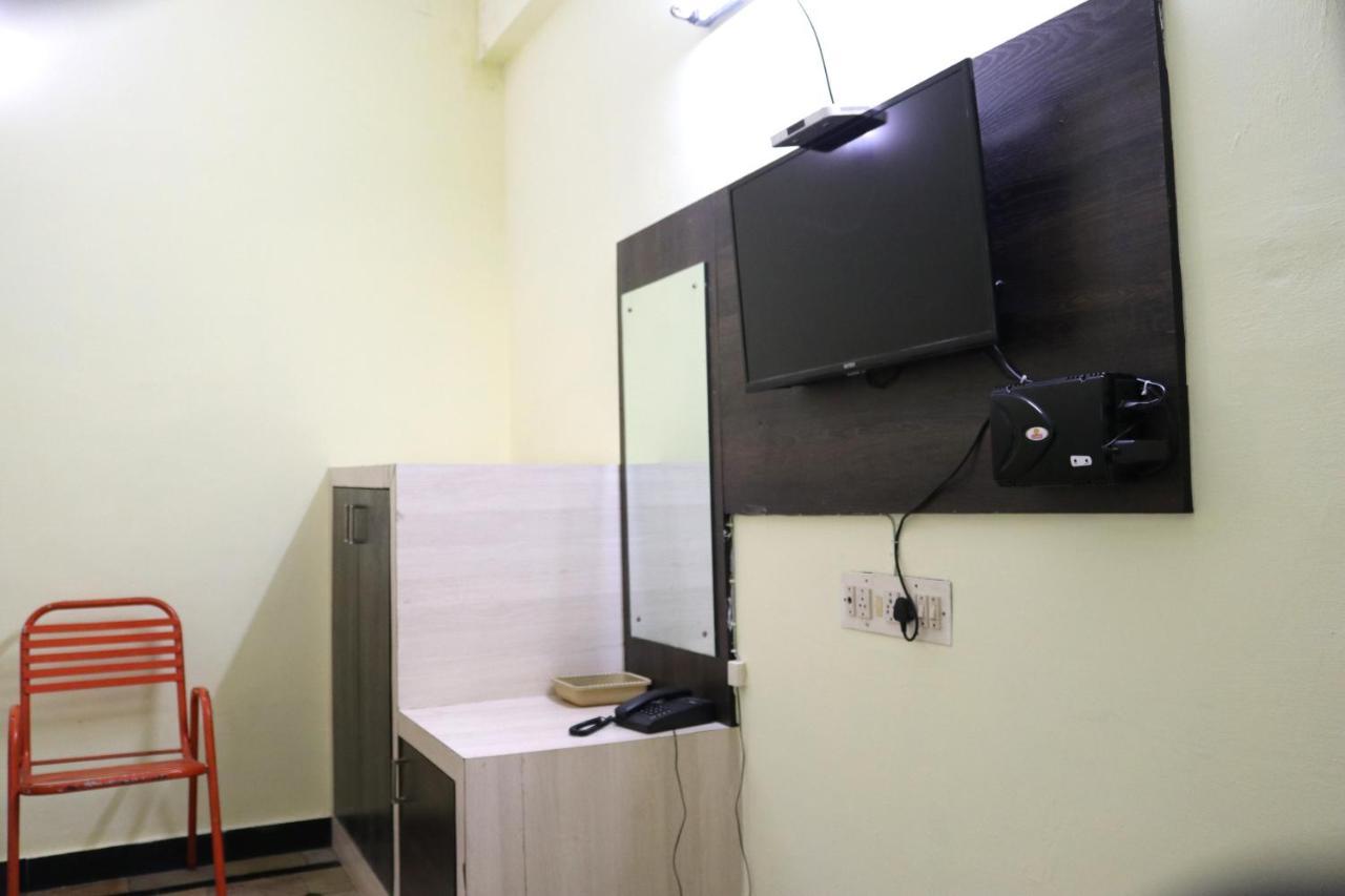 Hotel Siva Sakthi Tiruvannāmalai エクステリア 写真